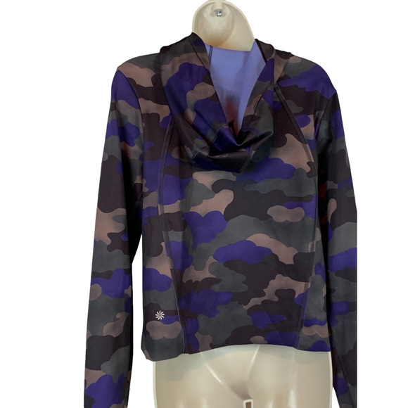 Athleta Womens Hoodie Sweatshirt  Camouflage Thumb Holes Stretch Medium Cropped - Picture 2 of 10